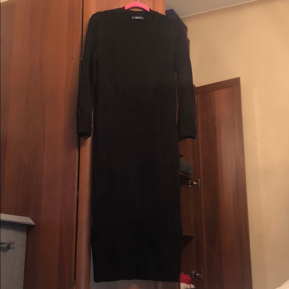 Zara Long Ribbed Dress - Picture 2 of 5